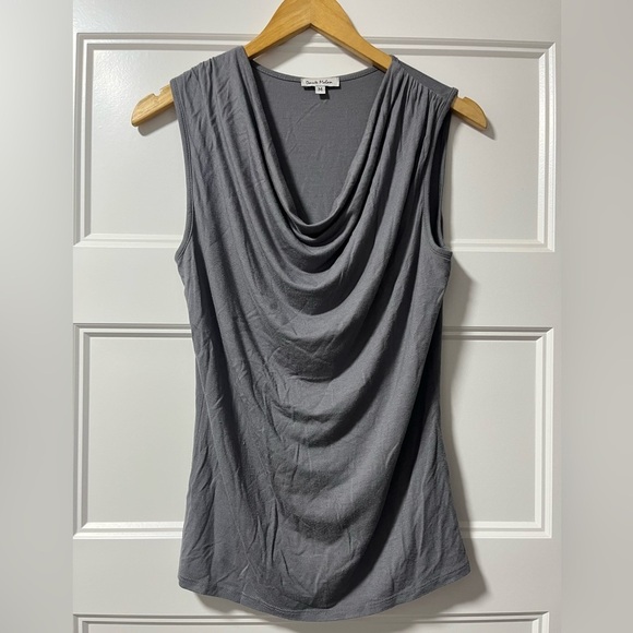 Tops - Gray Sleeveless Drape Top
